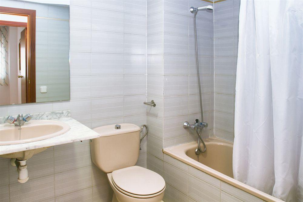 Apartamentos Arquus Center Salou Kültér fotó