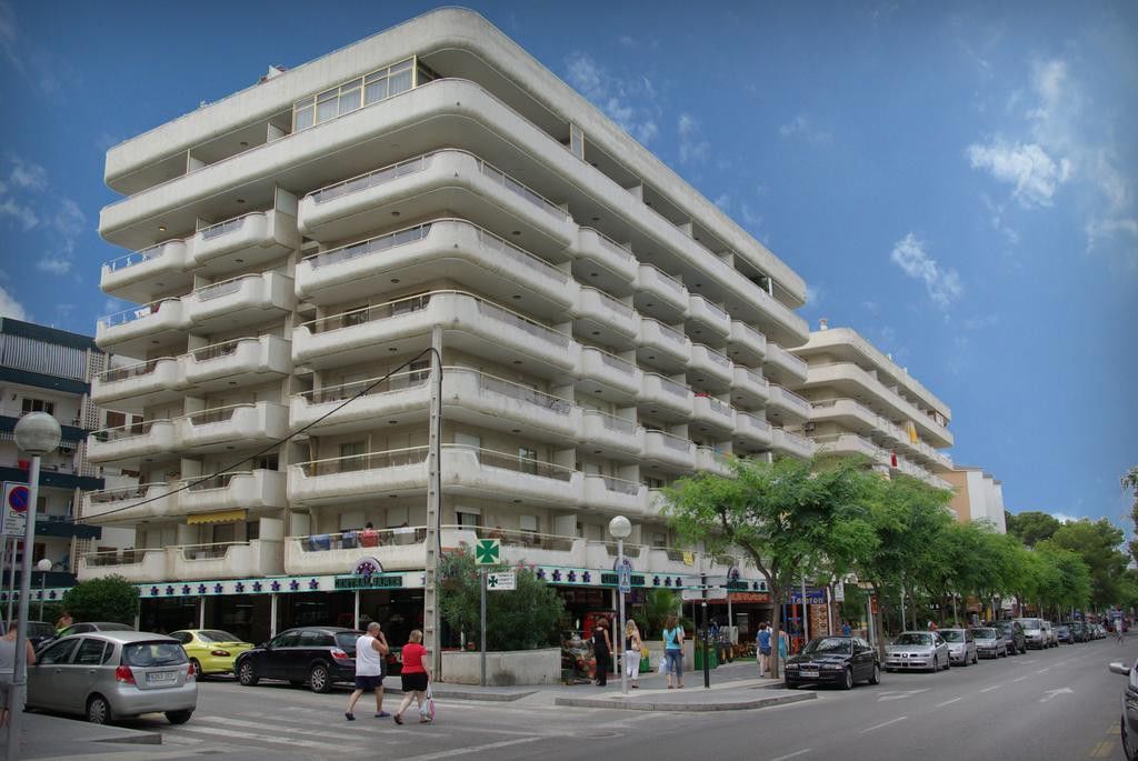 Apartamentos Arquus Center Salou Kültér fotó